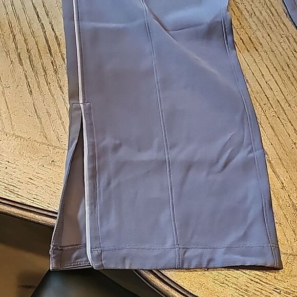 Lululemon on the right track gray jogger pants size L - Picture 4 of 11